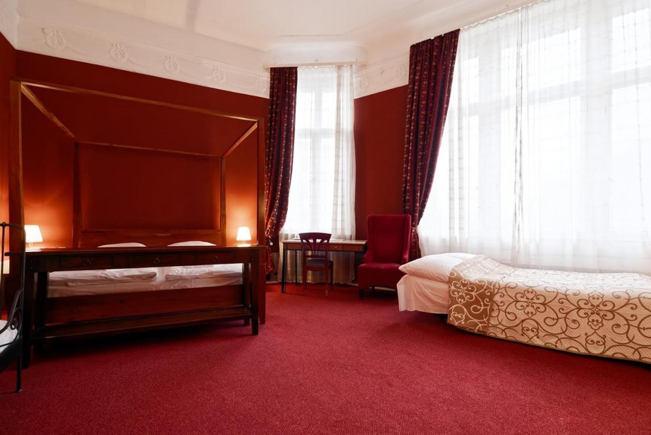Hotel Am Adenauerplatz Berlino Esterno foto