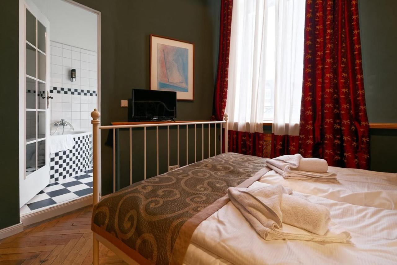 Hotel Am Adenauerplatz Berlino Esterno foto